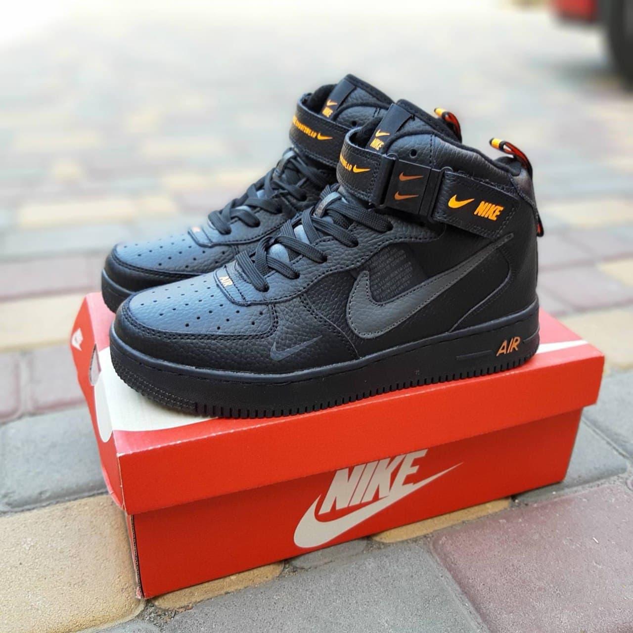 Жіночі кросівки Nike Air Force 1 Mid LV8 (чорні з помаранчевим) О3549 високі зимові кроси