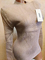 Бежевый свитер ёлочка, комбинированной вязки