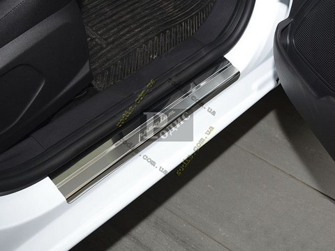 Накладки на пороги "Premium" Ford Fiesta VII / VIII 2008- / 2017- (4 шт.) — Захисні накладки на