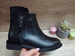 Жіночі черевики осінь 2021 шкіряні чорні LEXI