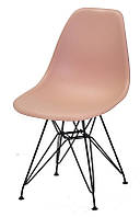 Стул Nik BK-ML розовый 65 на черных металлических ножках, дизайн Charles & Ray Eames DSR Eiffel Leg