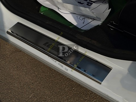 Накладки на пороги "Premium" Renault Lodgy 2012- (4 шт.), метал) — Захисні накладки на пороги Рено Лоджі