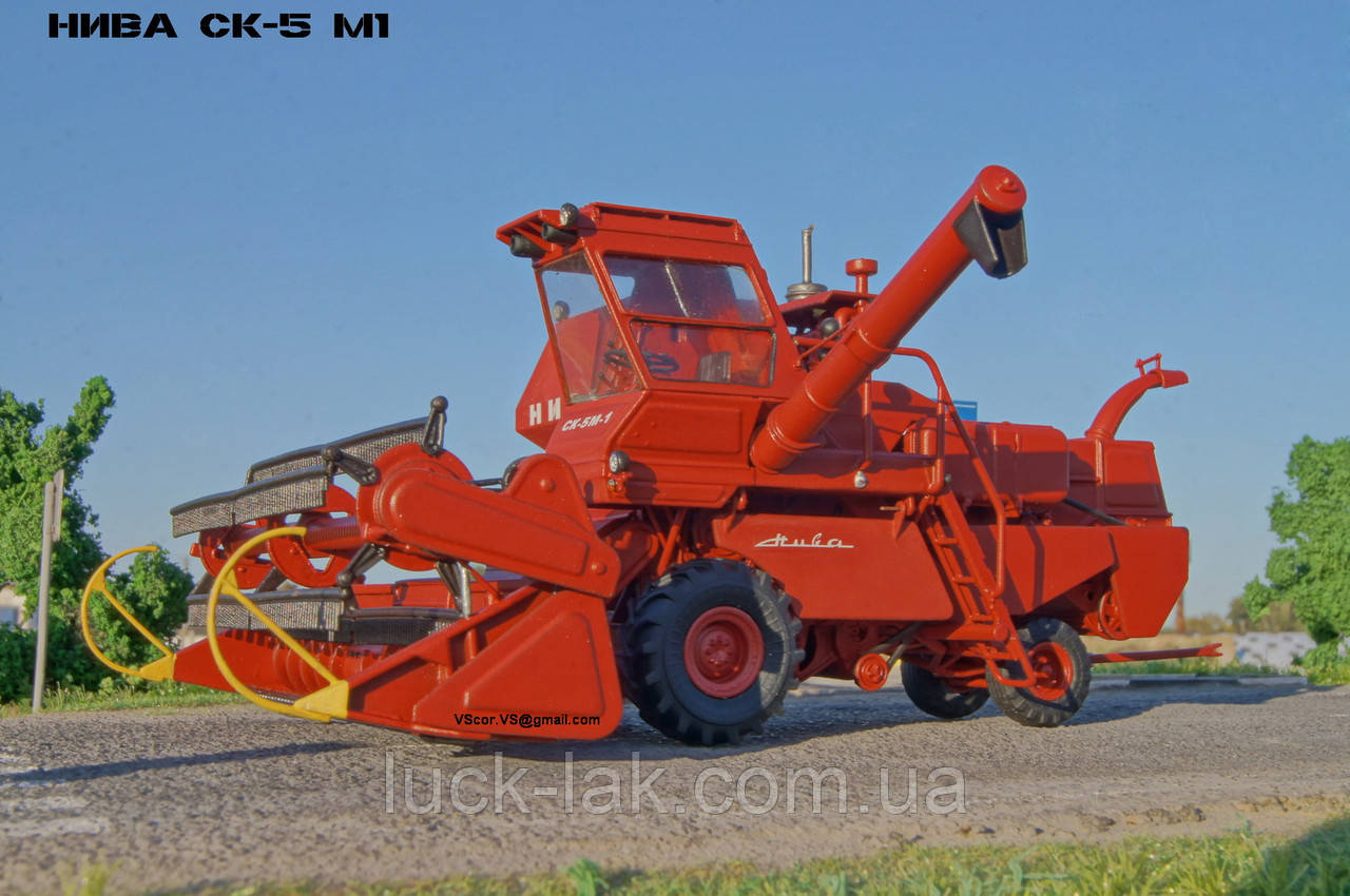 Масштабна модель комбайна зерноприбирального НІВА СК-5 М1 (масштаб 1:43), фото 1