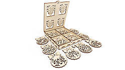 Новорічний набір ялинкових іграшок з дерева 12 шт в оригінальній коробці.