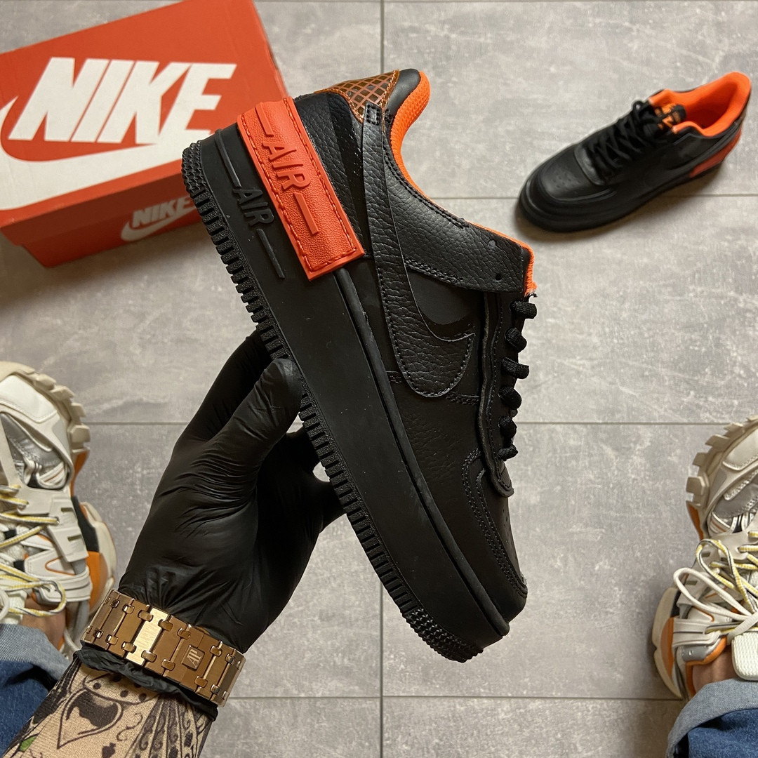 Nike air force 1 shadow black orange sales