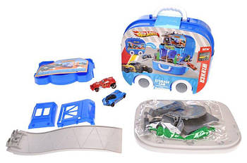 Паркінг "Hot Wheel" у валізі на колесах 1257