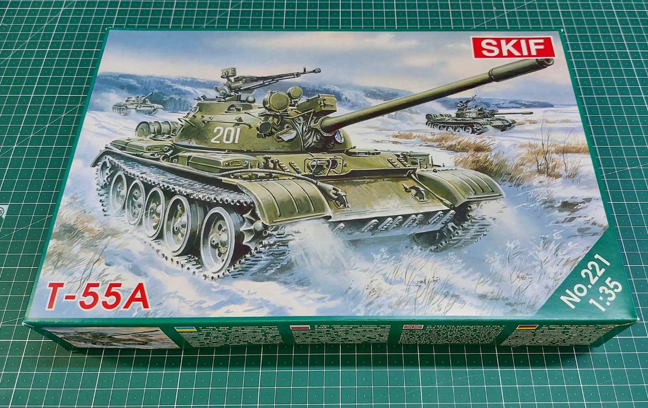 Т-55А Вертикальний середній танк. Збірна модель у масштабі 1/35. SKIF MK221