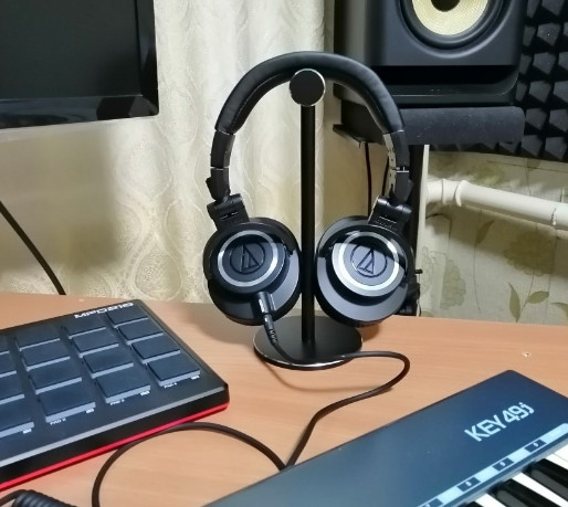 Підставка для навушників HS02 метал настільна універсальна Підставка для навушників HS02 метал настільна універсальна