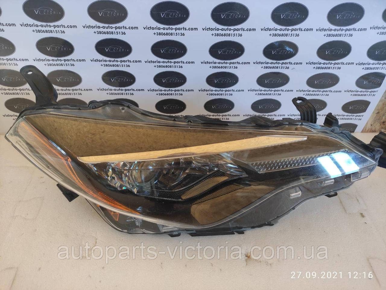 Фара Toyota Camry 70 правая LED, фото 1