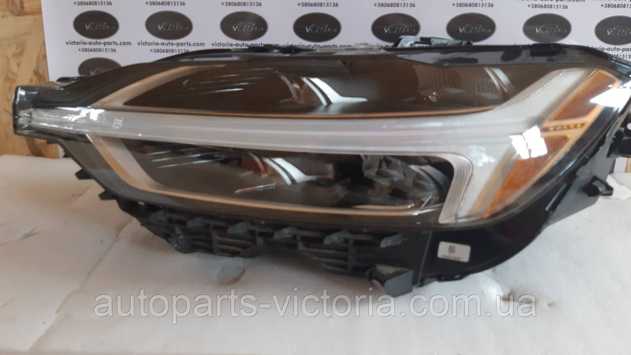 Фара Volvo XC60 ліва