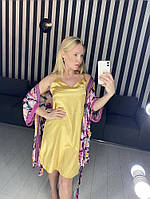 Нічна жіноча з атласу золотиста