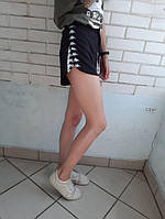 Шорти жіночі Карра з подвійними лампасами та розрізами