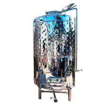 Ємність ЄВН-С 2000 закрита з конусним дном, сорочкою охолодження, верхнім та нижнім люком