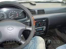 Накидка на панель приладів NISSAN Sunny (8 пок., B14, с чашей) 1993-1999