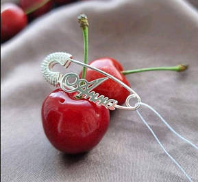 ІМЕННІ СРІБНІ ШПИЛЬКИ 925 ПРОБИ