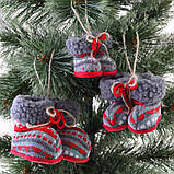 Новорічна підвіска Yes! Fun “Чобітки різдвяні”, h-7 см, фото 2