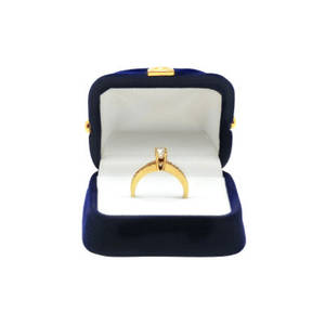 Футляри та підставки для коштовностей