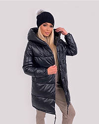 Жіноча куртка подовжена з еко-шкіри з капюшоном