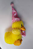 М'яка іграшка "Качка" плюшева довжина з шапкою 42 см,, фото 4