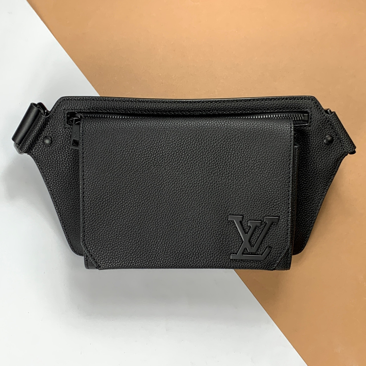 Чоловіча поясна сумка Louis Vuitton LV Aerogram (Луї Віттон)