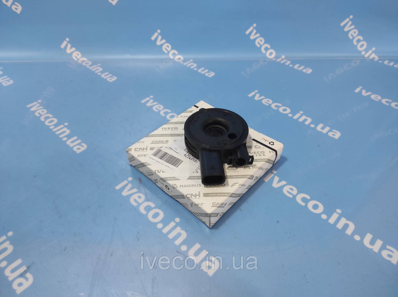 Нагрівальний елемент паливного фільтра сепаратора Iveco Eurotech Eurotrakker Stralis Івеко 42548584