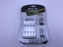 Зарядний пристрій універсальний з акумуляторами 4хAAА JB-212 міні пальчик