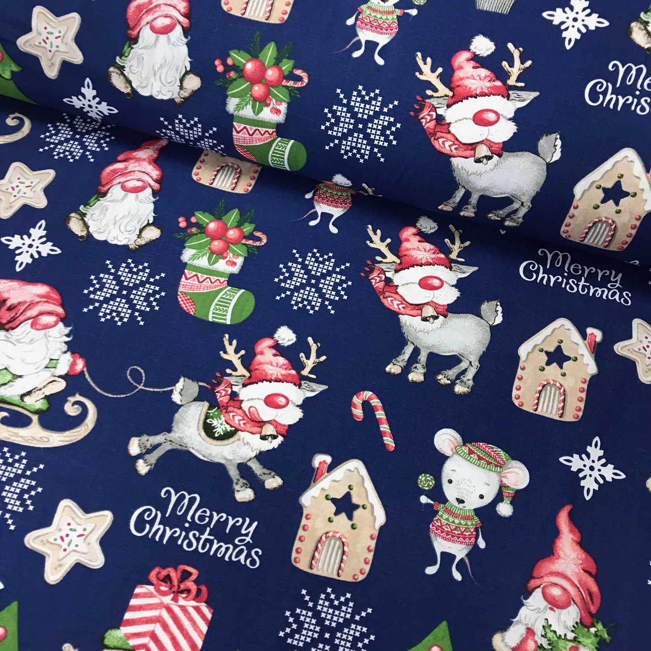 Тканина Польська бавовняна, гномики з печивом, ялинками, мишками "Merry Christmas" на синьому