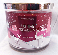 Свеча ароматизированная трехфитильная Tis The Season от Bath & Body Works