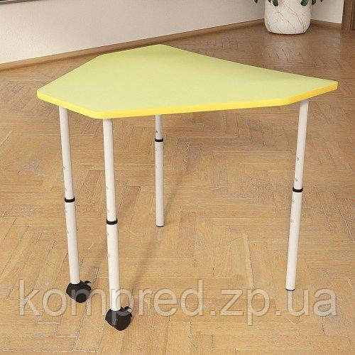 Стіл Трикутник регульований по висоті Ø22 до Ø27 одномісний, фото 1