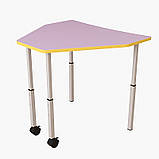 Стіл Трикутник регульований по висоті 20×20 до 25×25 одномісний+роли, фото 3