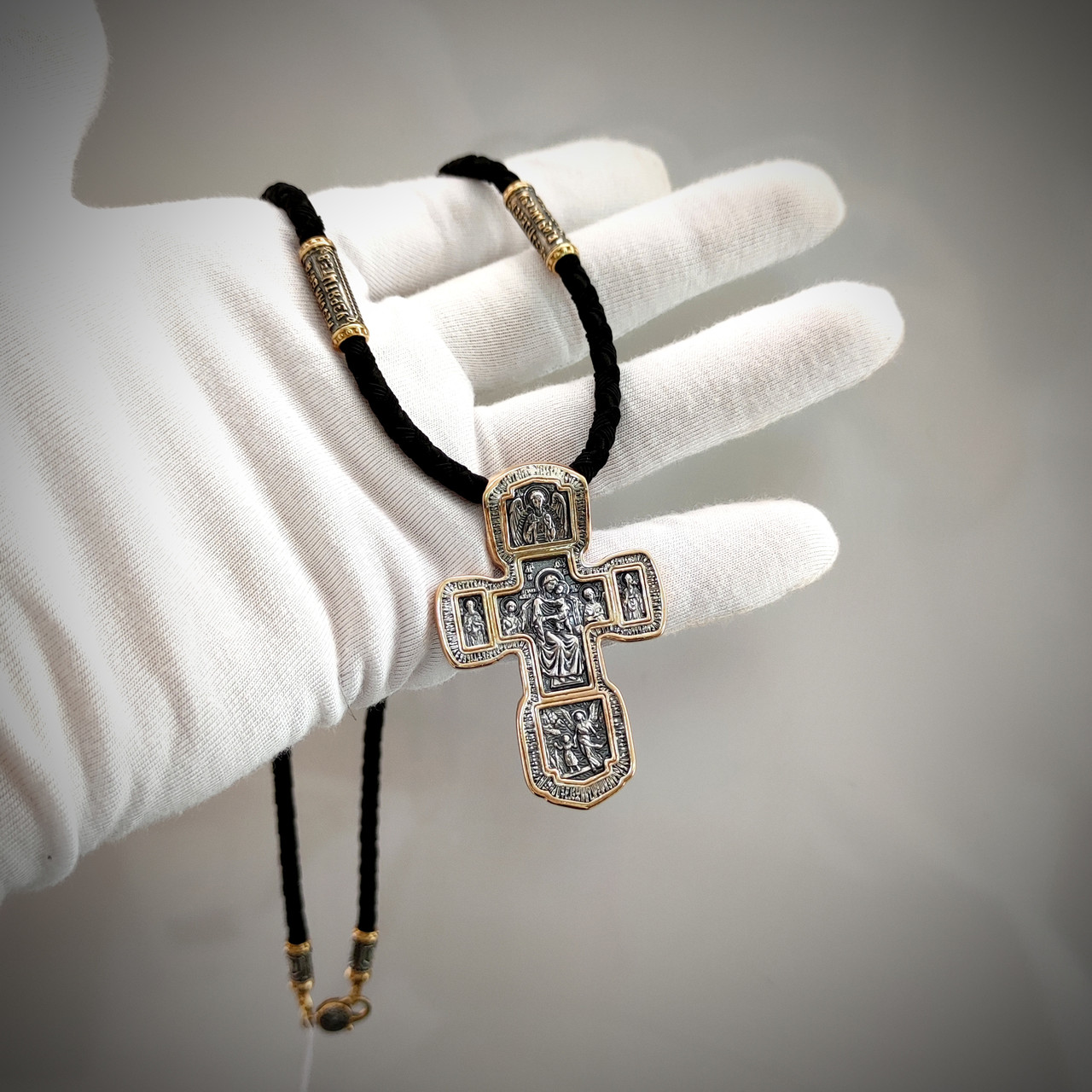 Серебряный крестик и шнурок со вставками из серебра 925 пробы с позолотой и чернением 846/4кп+Кр0168 - фото 2 - id-p1492951239