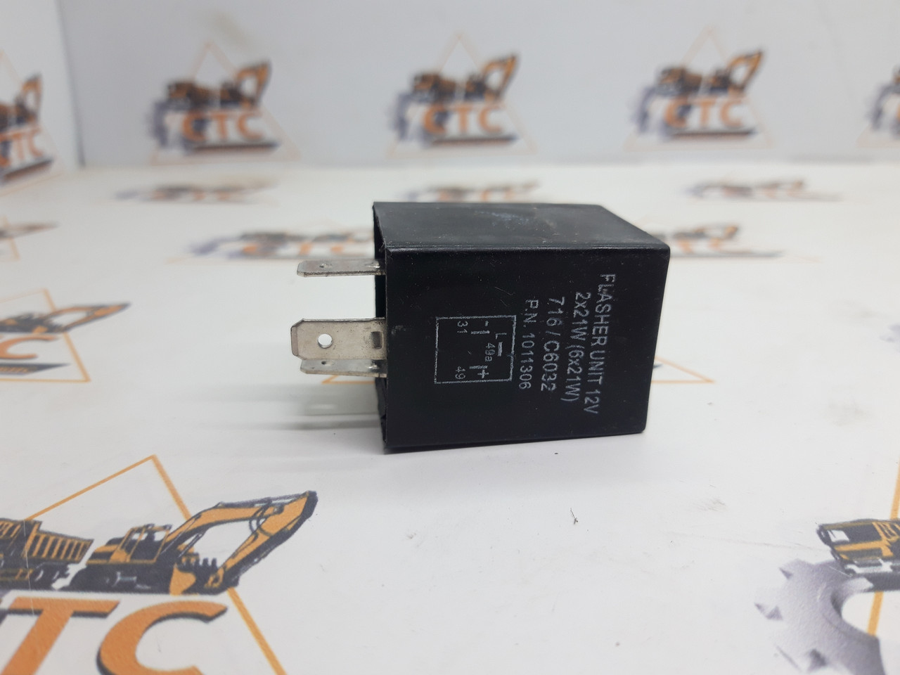 Реле поворотів 12 V на JCB 3CX, 4CX номер 716/25800, 716/C6032, 716/20900