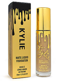 Матова тональна основа Kylie Matte Liquid Foundation, 35 ml KE-76