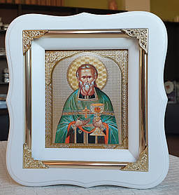 Ікона святої Іоанн Кронштацький у білому дерев'яному фігурному кіоті під склом, розмір кіота 18*16,лик 10*12