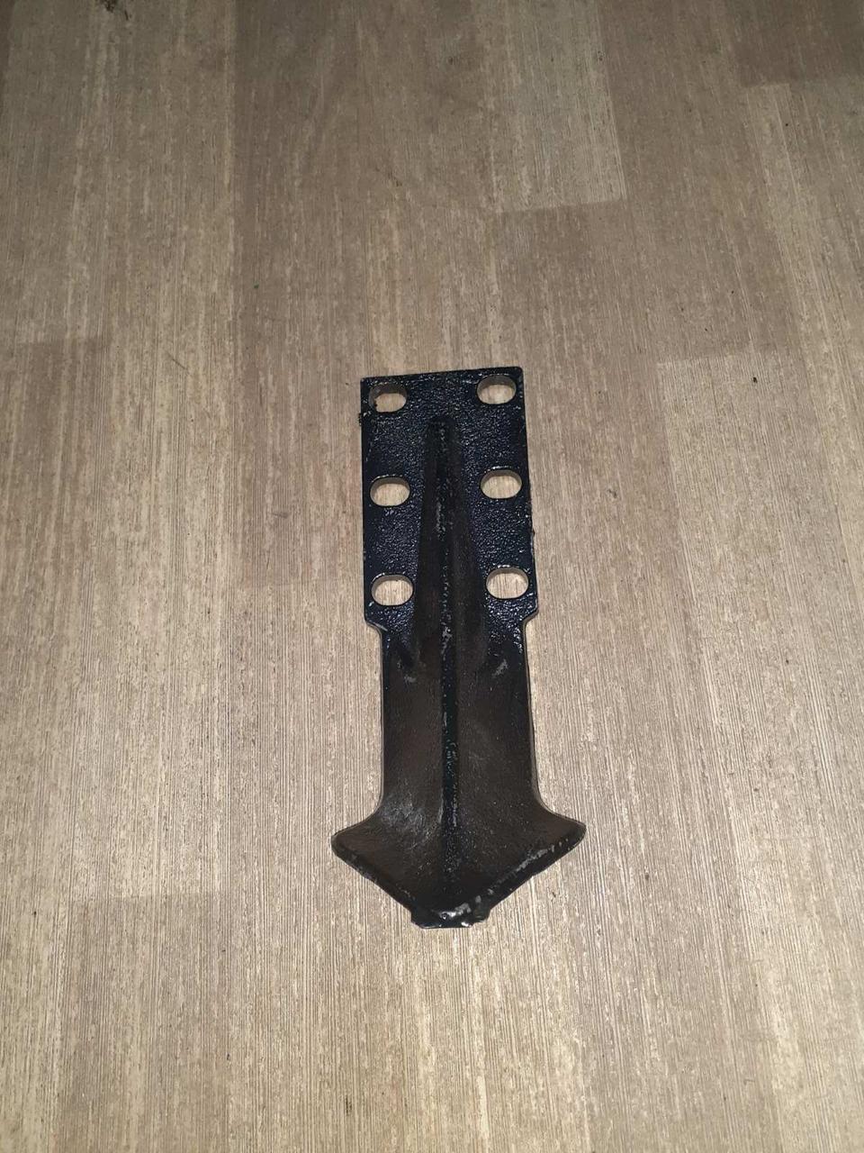 Ніж центральний ґрунтофрези 1GQN на тракторну ґрунтофрезу Китай GQN ДТЗ Заря