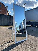 Зеркало напольное в прямой раме цвета бланко на ножке 150 х 50 см