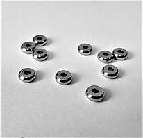 Намистина Finding Гладка пласка кругла Метал Нержавіюча сталь 4 мм діаметр 1.6 мм