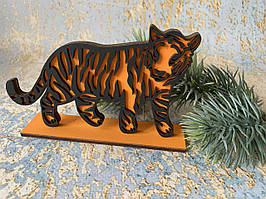 Декоративна дерев'яна статуетка "Тигр "