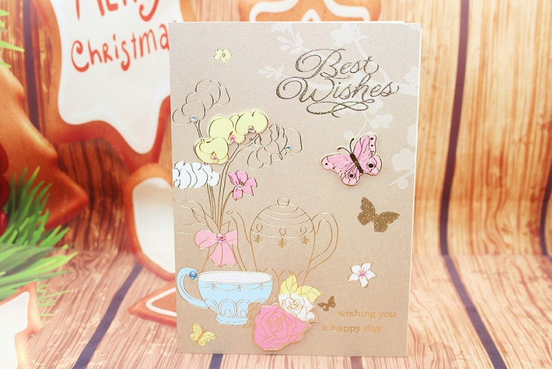 Дизайнерська подвійна листівка з аплікацією і стразами 15х21 см