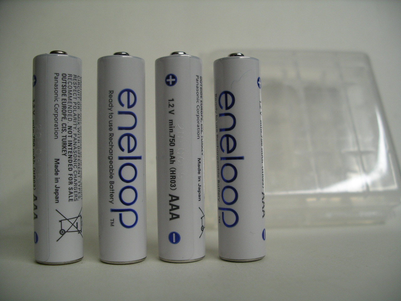 Акумулятор Panasonic Eneloop 800mah AAA, ціна за 4 штуки + кейс-упаковка
