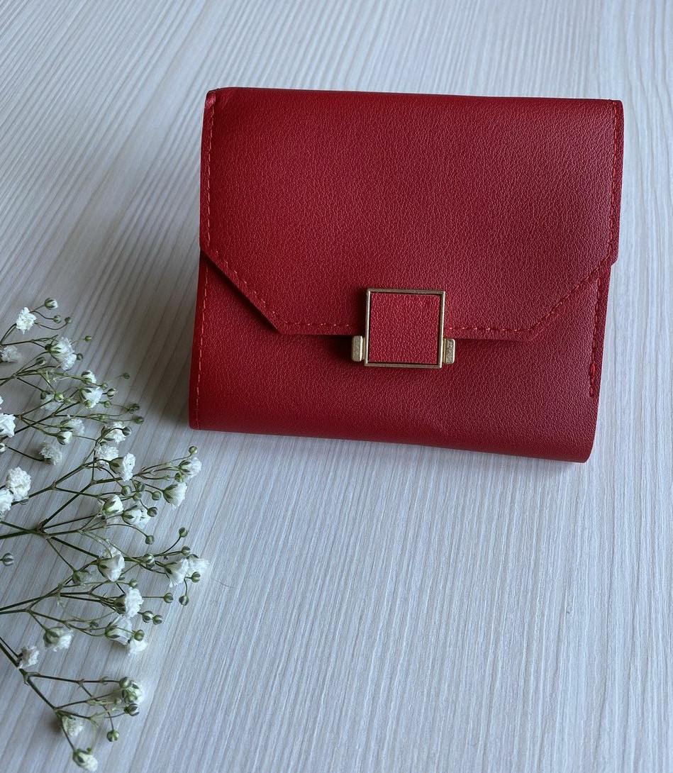 Жіночий короткий гаманець екошкіра червоний
