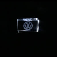 Флешка с логотипом Volkswagen Фольксваген 32 Гб в подарочной коробке