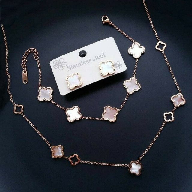 Бижутерия Stainless steel (сталь) в Черкассах от компании "Bijoupoint".