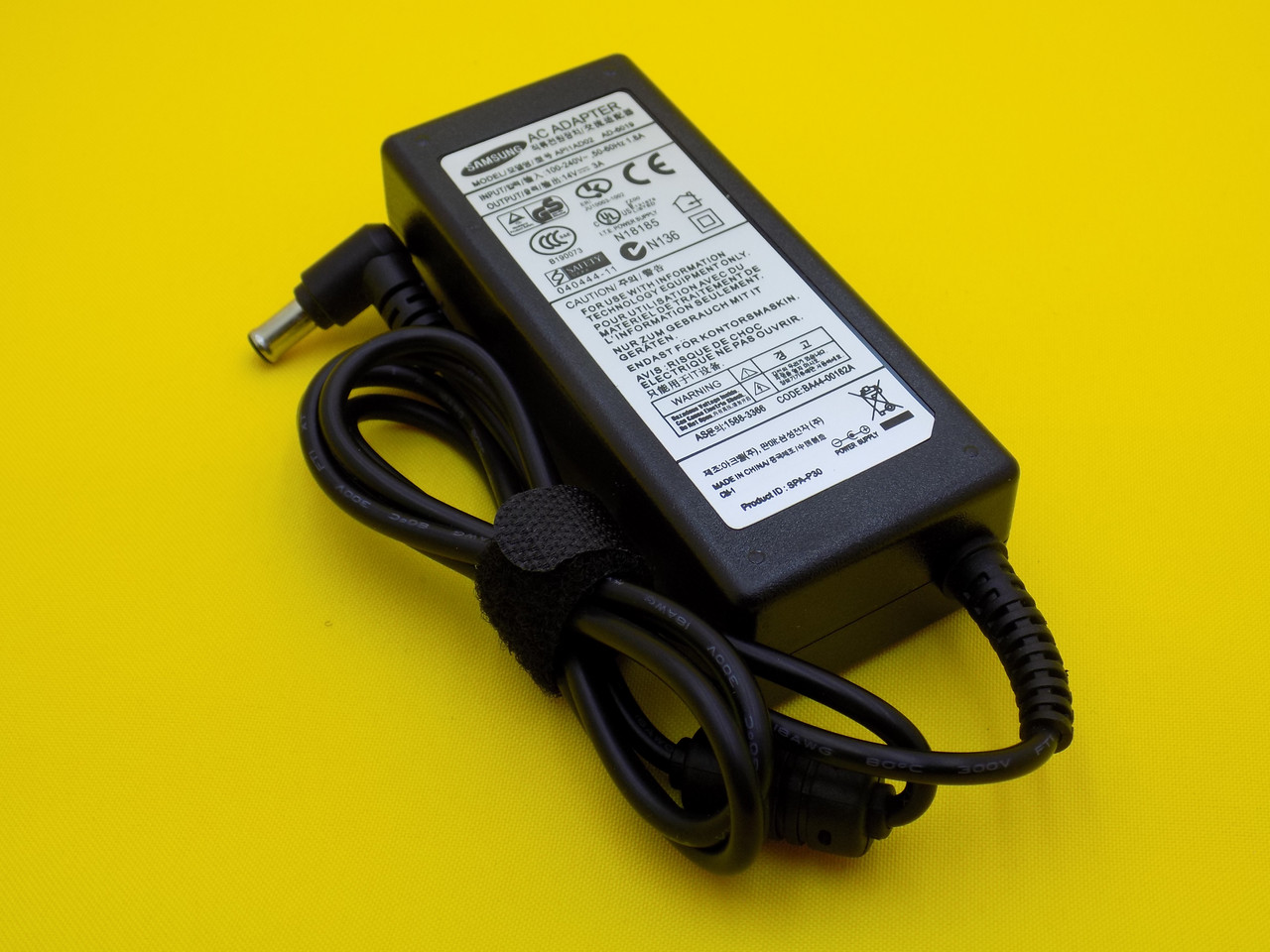 Samsung блок живлення 14в 3A, 6,5*4,4мм, фото 1