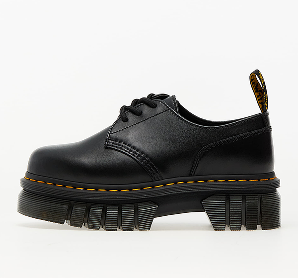 Dr martens hotsell 3 eye boot