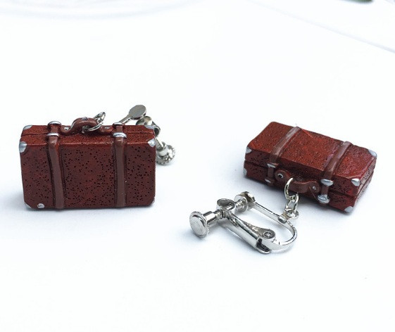 Сережки ручної роботи в стилі ретро, ностальгічні сережки піни Валіза (затискач), фото 1