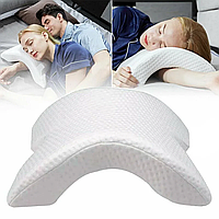 Подушка туннель для шеи из пены с эффектом памяти Memory Foam Pillow изогнутая