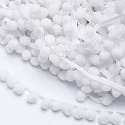 Тасьма з густими помпонами 10 мм білого кольору (Польща)