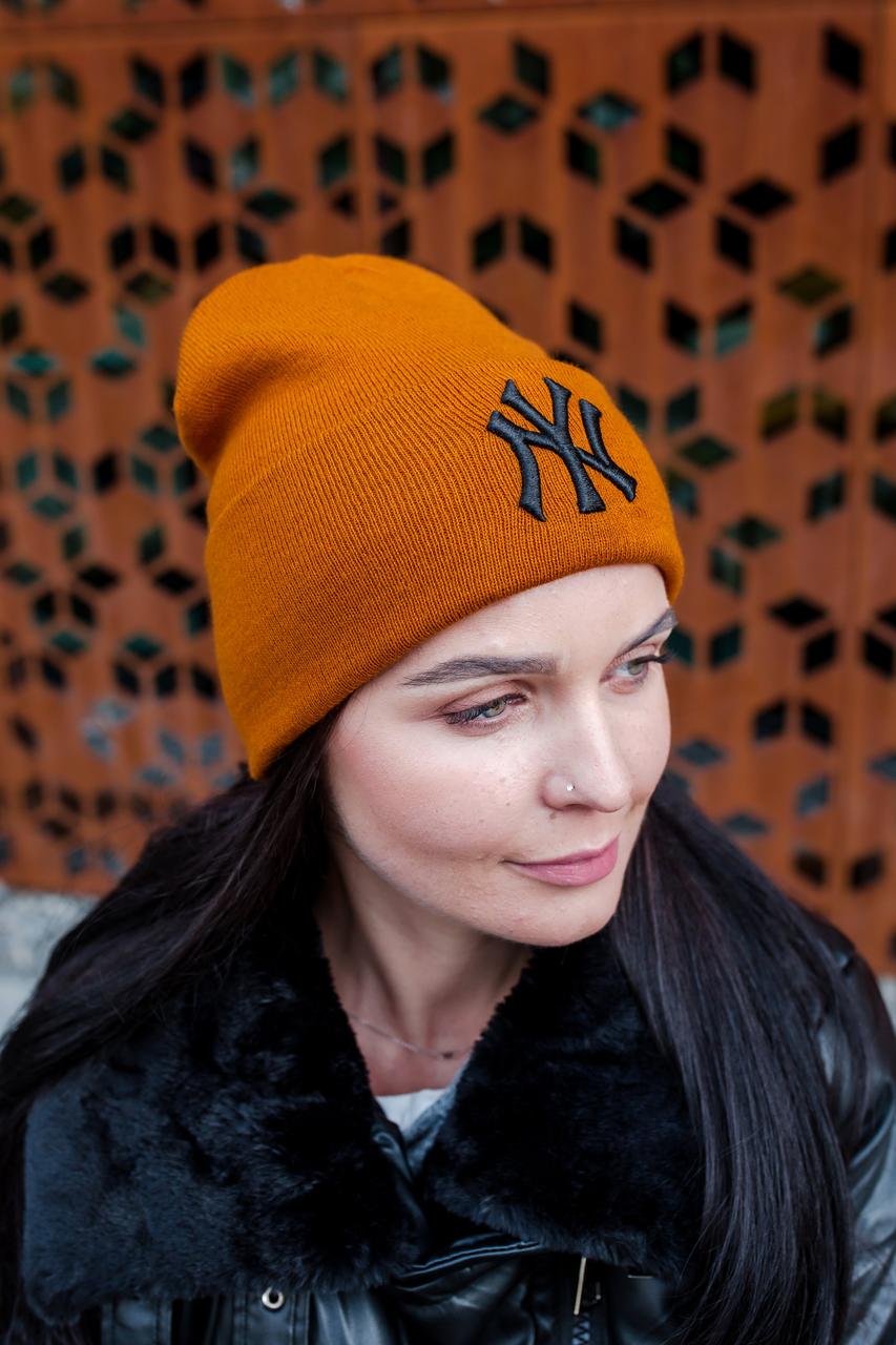 Жіноча зимова шапка тепла біні стильна з підворотом однотонна красива NY гірчичного кольору