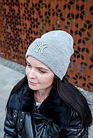 Женская зимняя шапка теплая бини стильная с подворотом однотонная красивая NY серого цвета